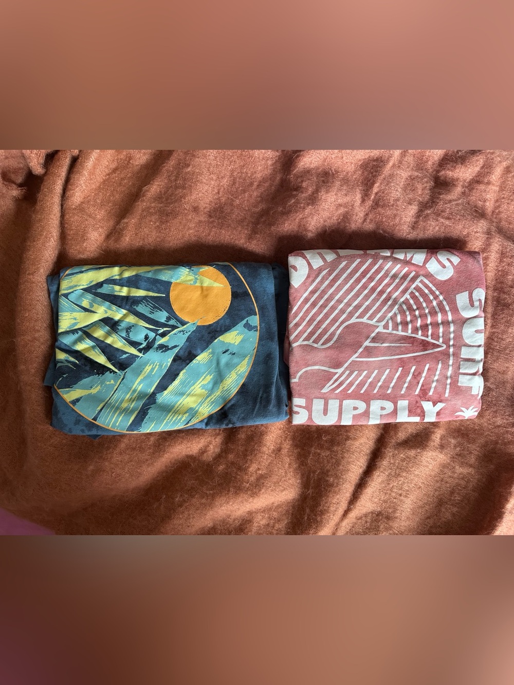 Lot of 2 Old Navy Soft Washed XL Unisex Tie-Dye Tees